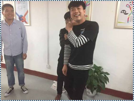 2f11288031f6d847f5629ac94c3c5c81-sz_68705